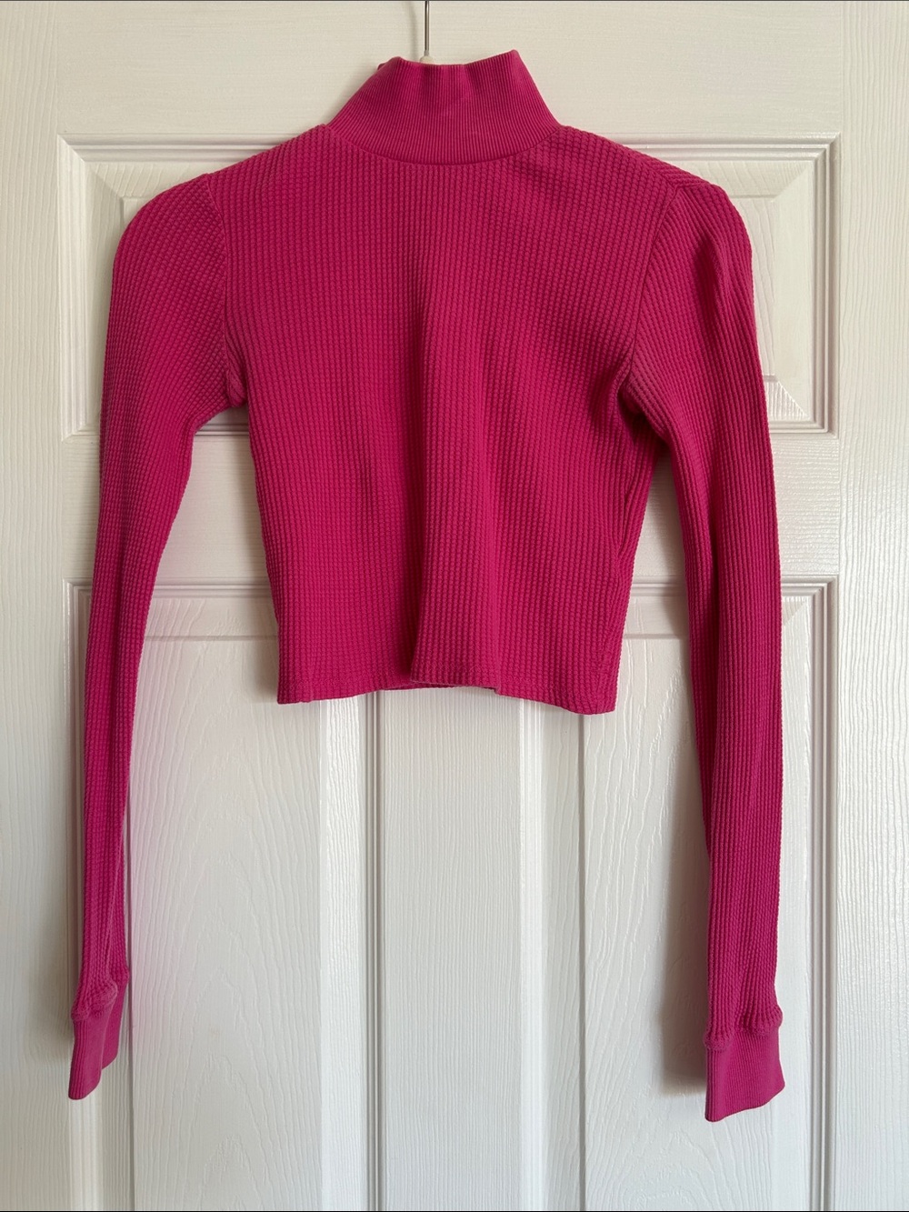 Women’s Fitted Ribbed Top in Hot Pink